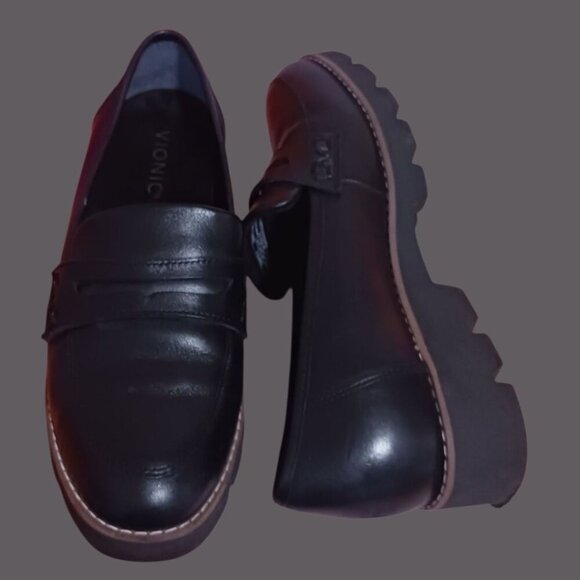 Vionic Cheryl II Lug Penny Loafer Women’s  With Lugged Outsole 6.5 - Picture 3 of 15